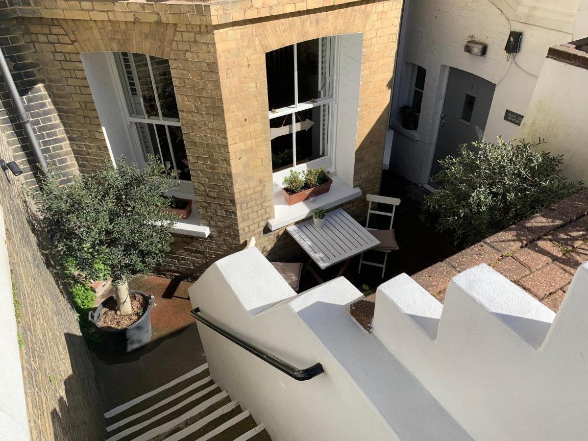 Olive Tree Apartment Hove Exterior foto